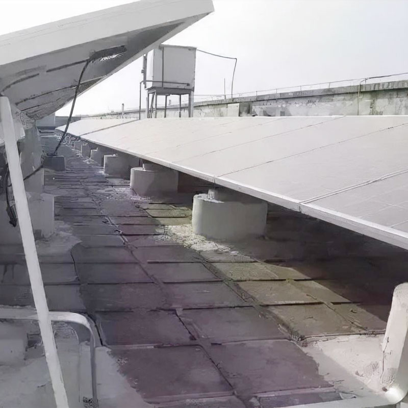 Pendakap solar bumbung rata