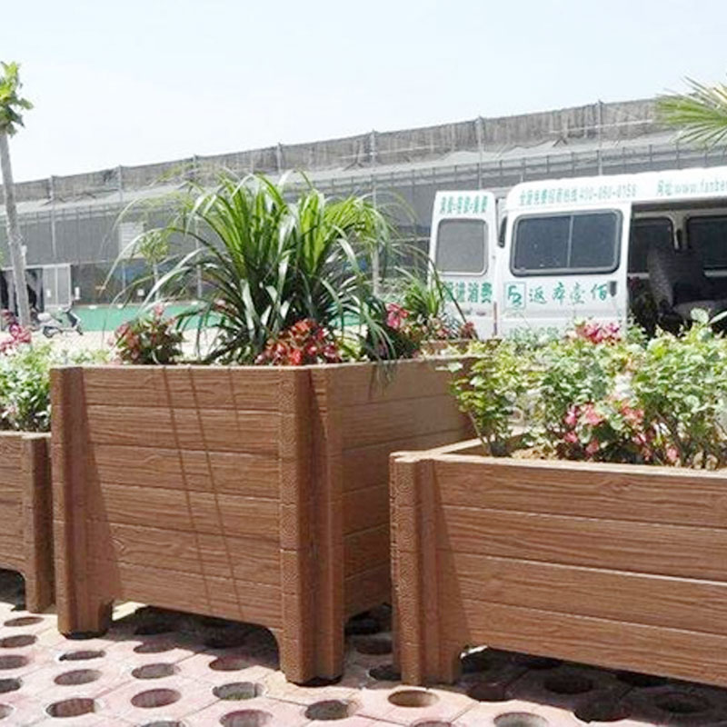 Pagar kotak bunga kayu tiruan